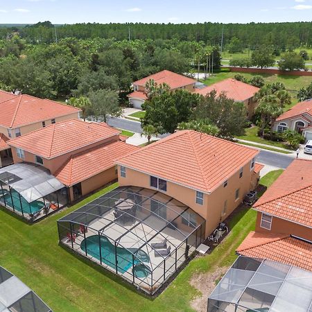 Large Spacious Home W Private Pool & Hot Tub Давенпорт Екстер'єр фото